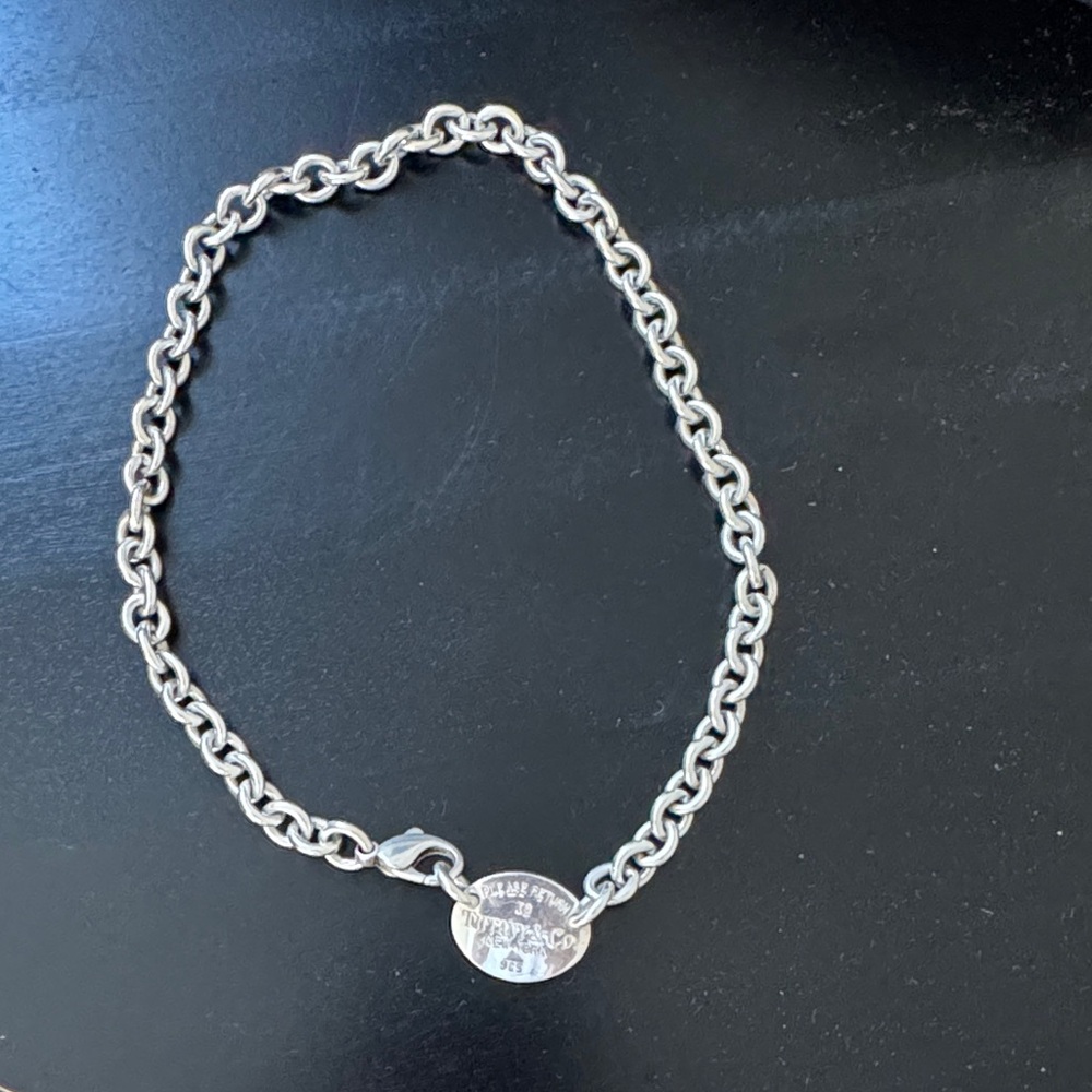 Tiffany & Co. Return to Tiffany Oval Tag Necklace